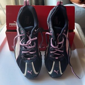 Puma size 9 sneakers blue/pink/ivory